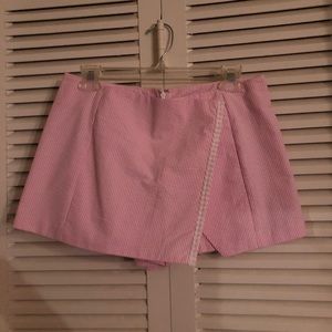 Lilly Pulitzer pink seersucker skort